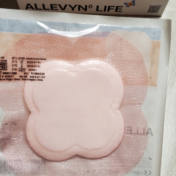 Foam Dressings - Picture 4 of 7